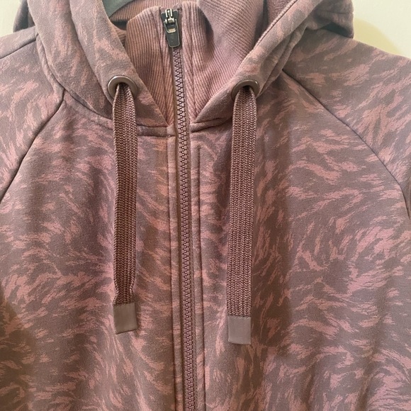 ATHLETA TRIUMPH PRINTED SMOKE ALMOND BROWN LYNX PATTERNED HOODIE SIZE S - Picture 5 of 10